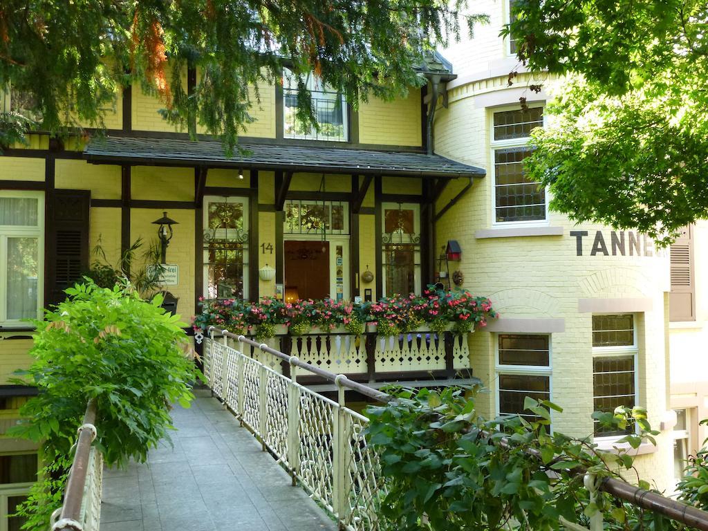 Hotel Tanneck Baden-Baden Exteriör bild